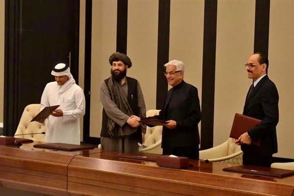Pakistan ve Afganistan, Doha görüşmelerinin ardından derhal ateşkes konusunda anlaştı<