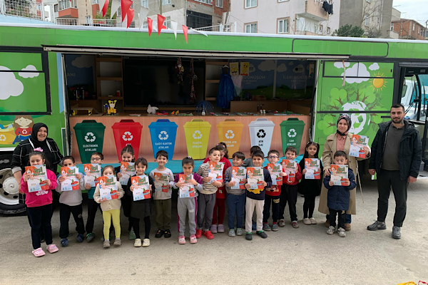 Çayırova’da çocuklara sıfır atık eğitimi<