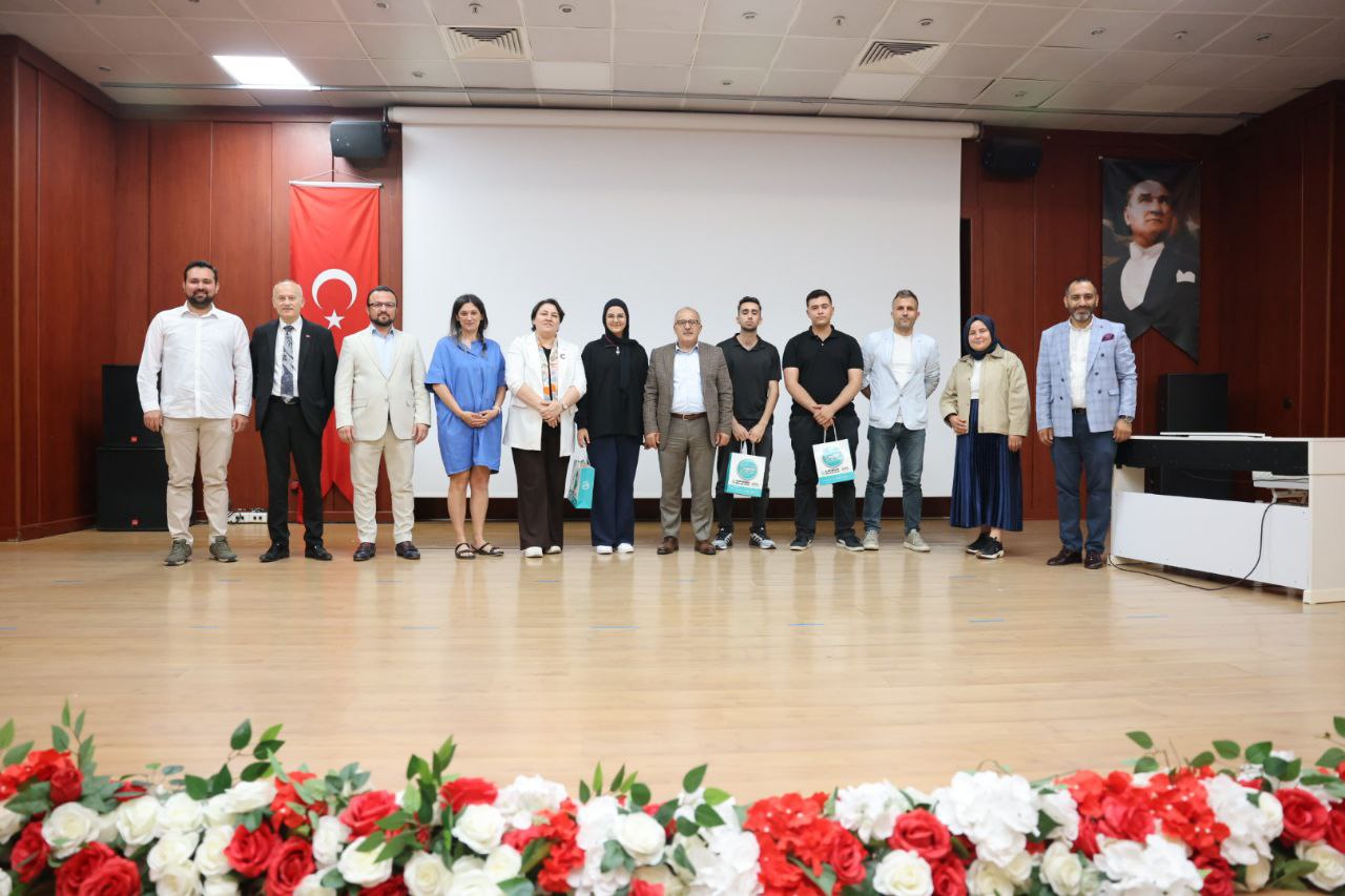 Çayırova’da Flora Fotoğraf Yarışması’nda ödüller sahiplerini buldu<