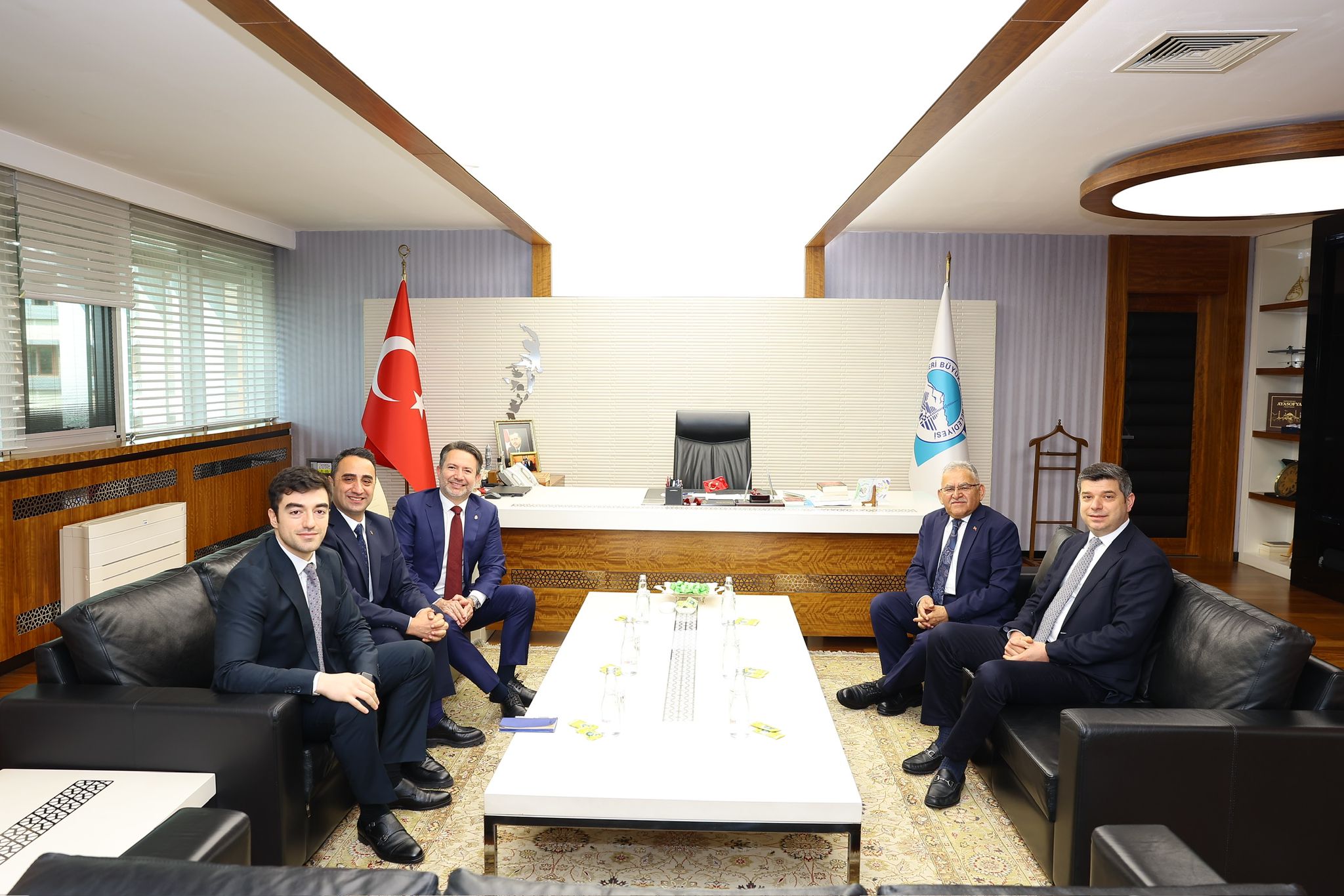 Kayserigaz'dan Başkan Büyükkılıç'a ziyaret