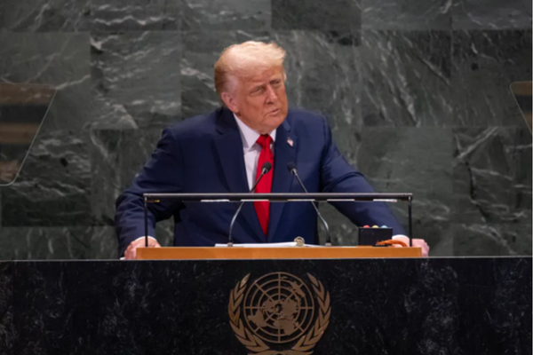 Trump: Yansıtma Havuzu'ndaki tahribatın sorumluları en ağır şekilde cezalandırılmalı<