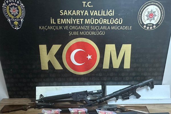 Sakarya’da 6 ruhsatsız tüfek ve 1600 fişek ele geçirildi
