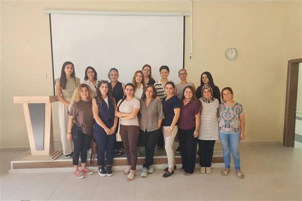 Depremden etkilenen Hataylı kadın girişimciler için Dijital Kapasite Geliştirme Programı