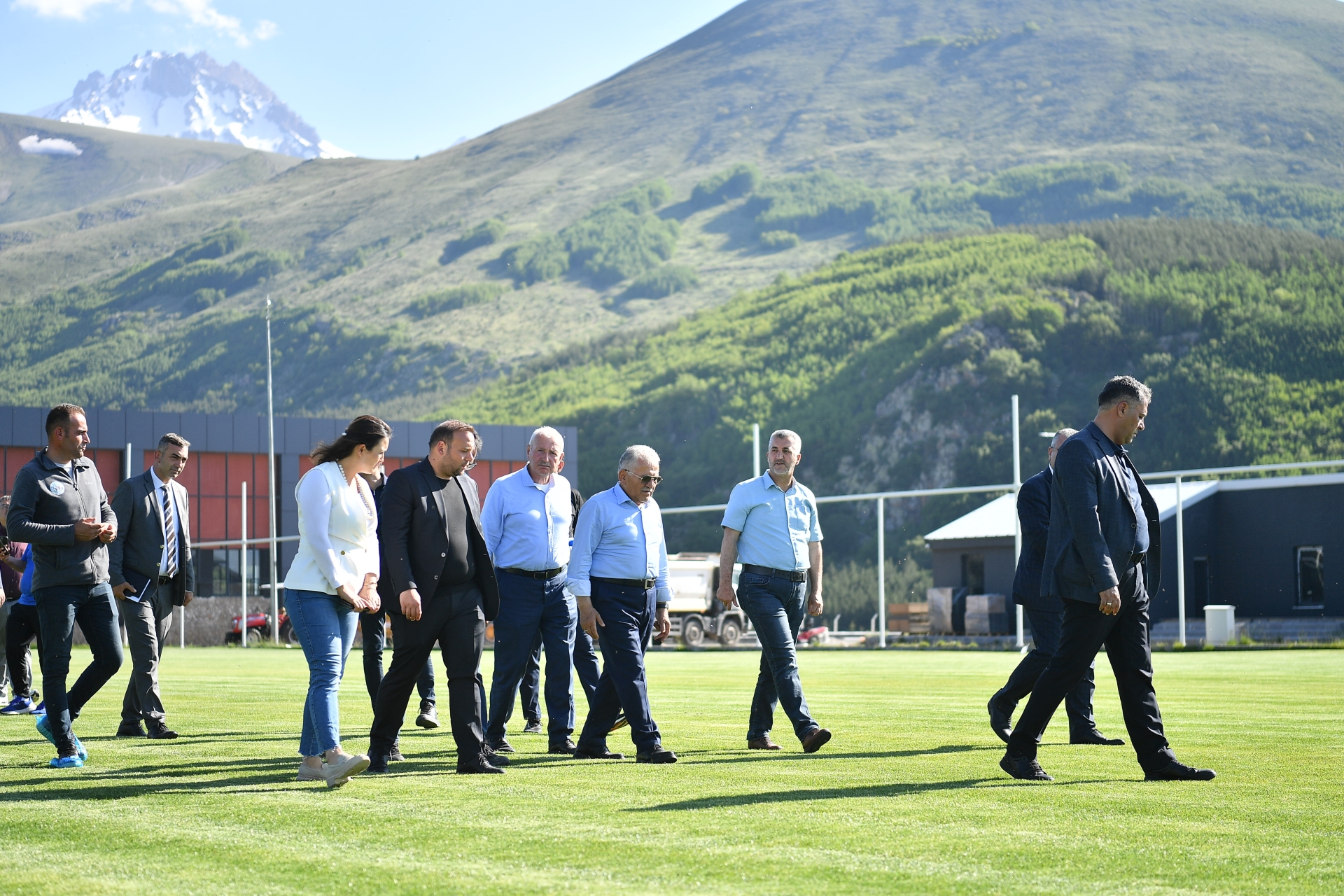 Erciyes Yüksek İrtifa Kamp Merkezi, futbol takımlarını ağırlamaya başladı<