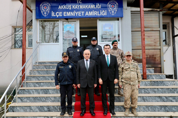 Vali Erol, Çaybaşı ve Akkuş ilçelerini ziyaret etti<