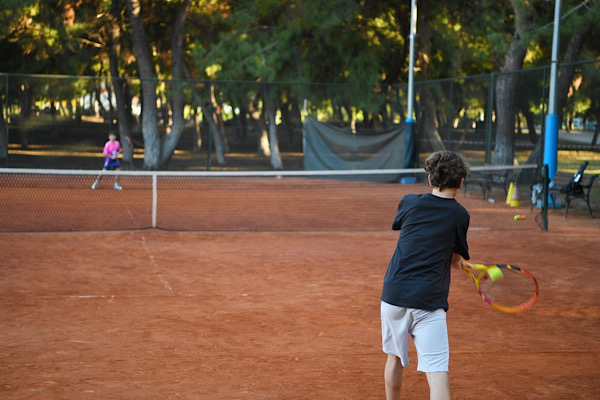 Konyaaltı’nda çocuklara Cumhuriyet Bayramı kapsamında tenis turnuvası<