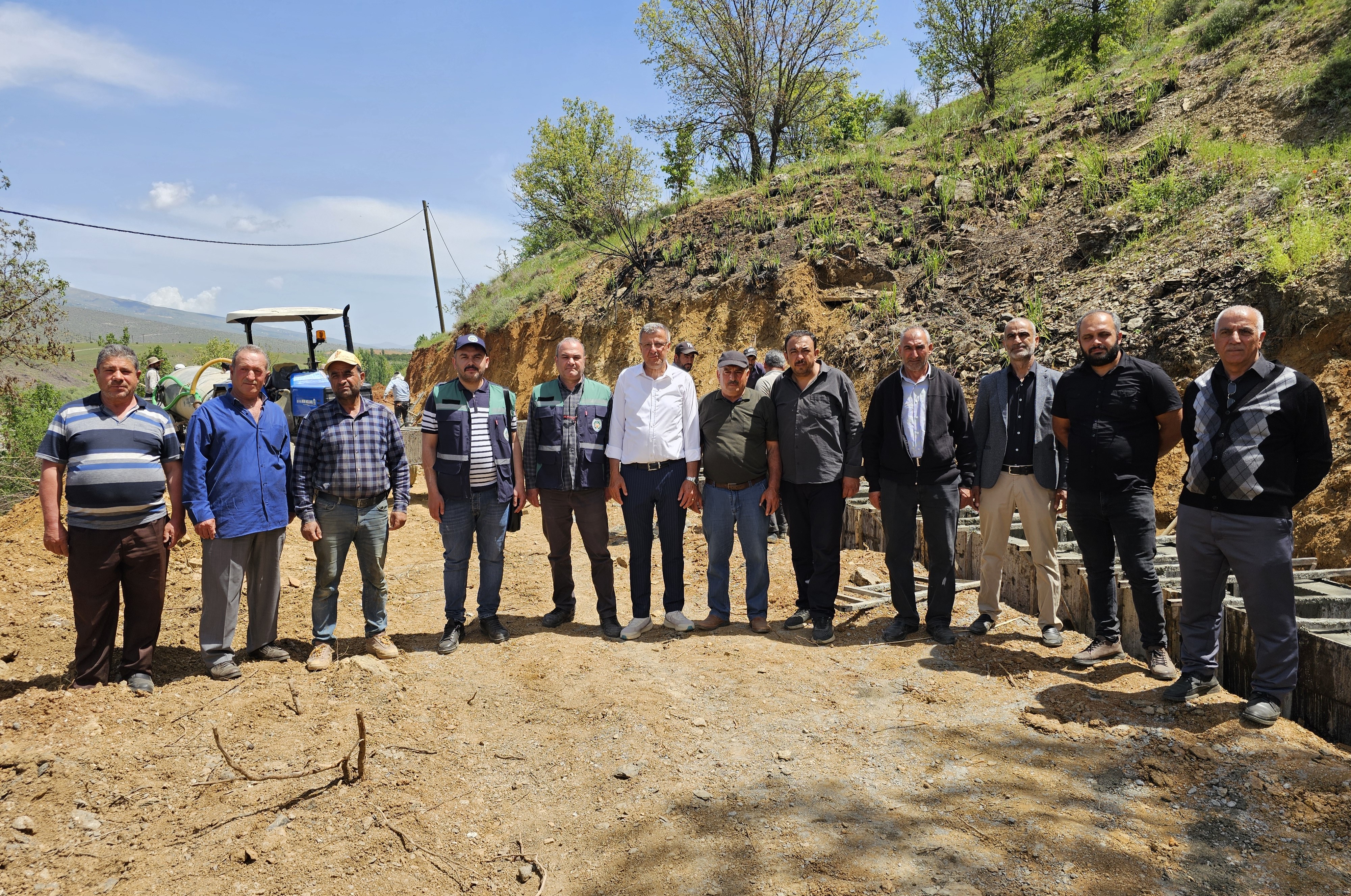 Malatya Büyükşehir Belediyesi'nden Taşmış Mahallesi’ne sulama kanalı <