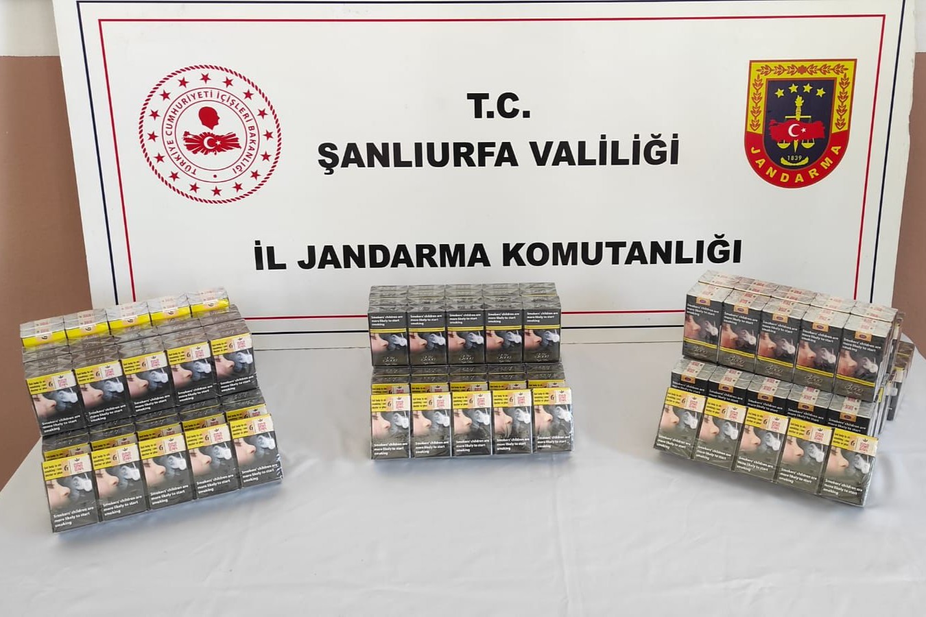 Şanlıurfa’da tütün ve alkol kaçakçılarına yol uygulaması<