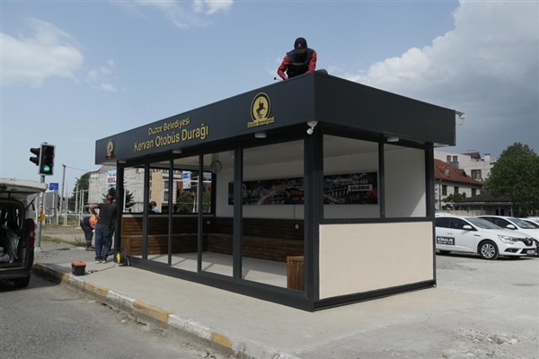 Düzce’de akıllı durakların altıncısı Kervan’a yerleştirildi<