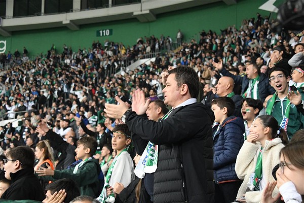 Osmangazi Belediyesi’nden Bursaspor’a taraftar desteği<