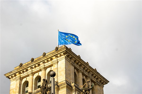 Eurobarometer: Avrupalıların yüzde 75’i AB’yi istikrar merkezi olarak görüyor<