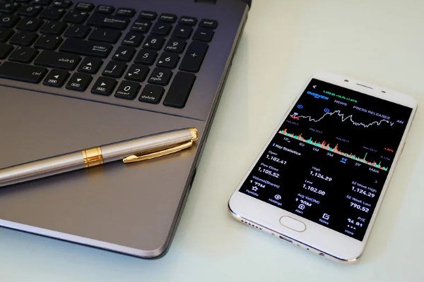 Küresel piyasalarda ECB’nin likidite hamlesi öne çıkıyor<