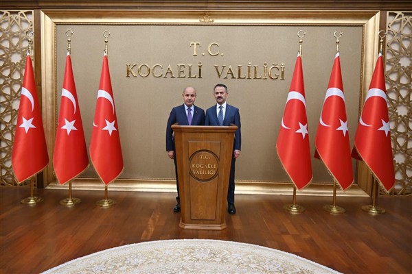 İçişleri Bakan Yardımcısı Aktaş, Kocaeli Valisi Aktaş'ı ziyaret etti