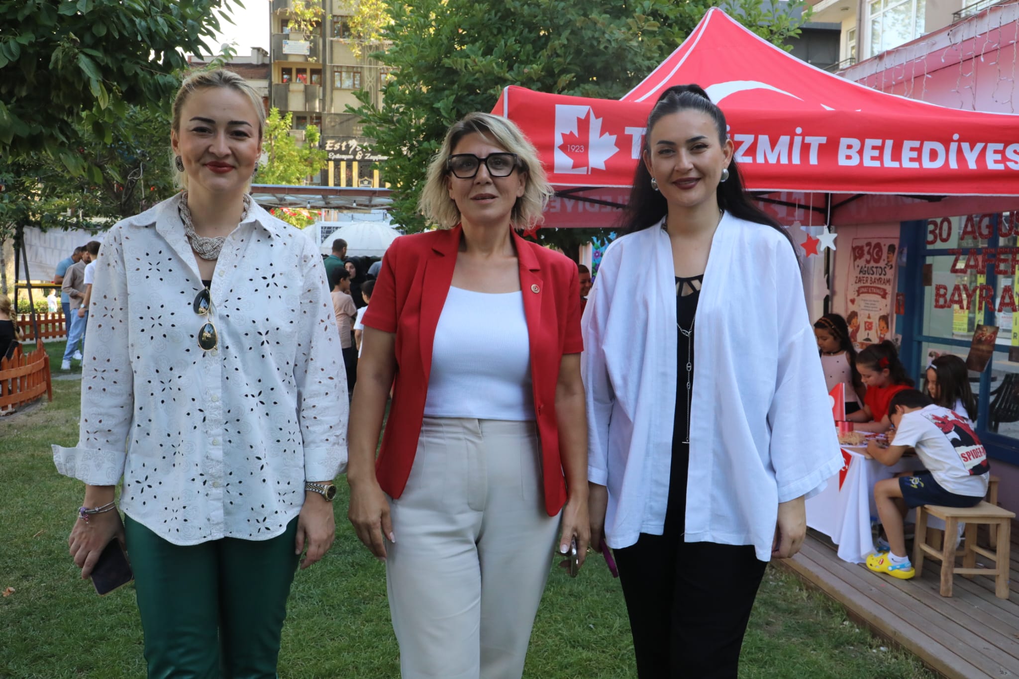 İzmit Belediyesi, 30 Ağustos etkinliklerini öz kaynaklarıyla gerçekleştirdi<