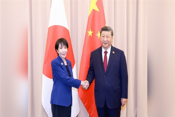 Xi Jinping: Çin-Japonya ilişkileri hem fırsat hem de zorluklarla karşı karşıya <