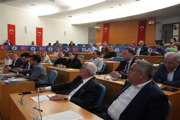 Düzce Belediye Meclisi'nin Mayıs ayı ikinci toplantısı düzenlendi <
