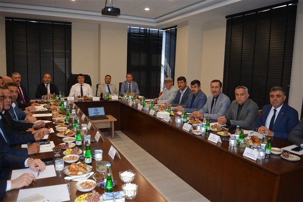 Belen’de İlçe Milli Eğitim Müdürleri Toplantısı yapıldı