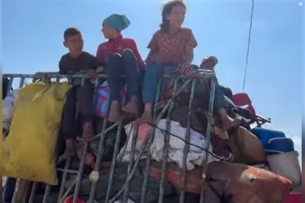  Gazze hastanelerine yakın saldırılarda en az 19 kişi öldü<