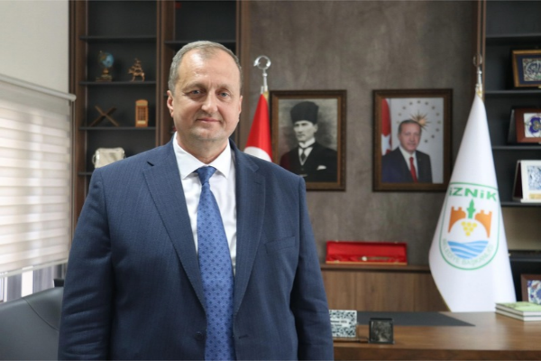 İznik'te üç mahalle daha doğalgaza kavuşuyor<