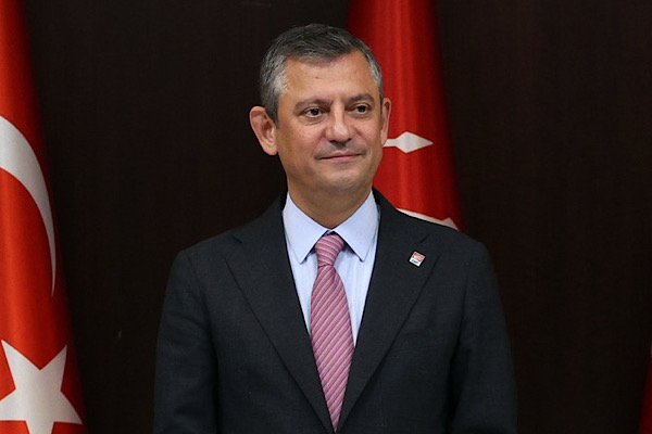 CHP Genel Başkanı Özel’den İspanya Başbakanı Sanchez’e mektup