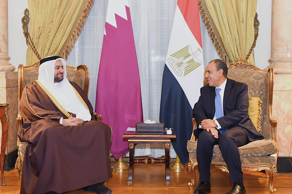  Al Khulaifi, Mısır Dışişleri Bakanı Abdelatty  ile görüştü<