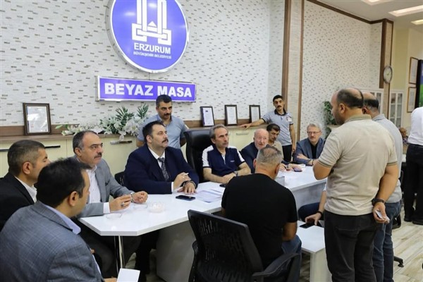 Erzurum Büyükşehir Belediyesi’nde “Halk Günü Buluşması” 