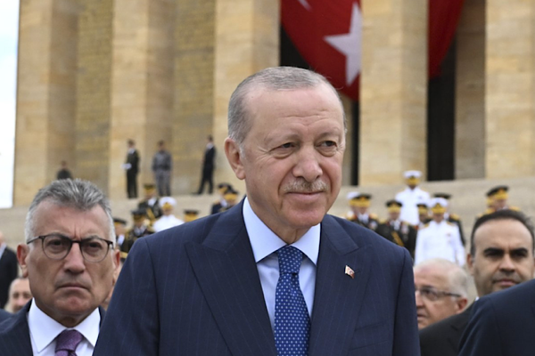 Erdoğan: Türk Ordusu bugün en güçlü dönemini yaşıyor