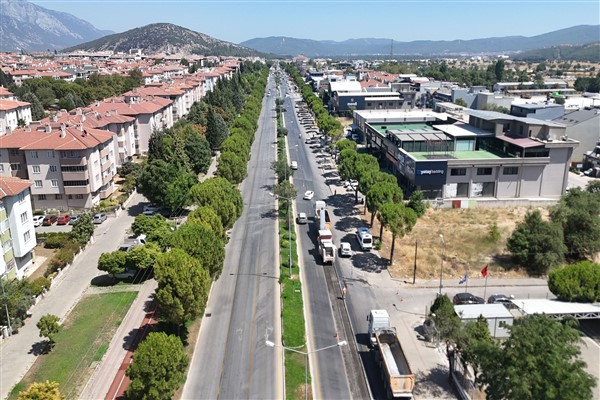 Muğla Büyükşehir Belediyesi, Menteşe’de 17,5 milyonluk yol yatırımına başladı