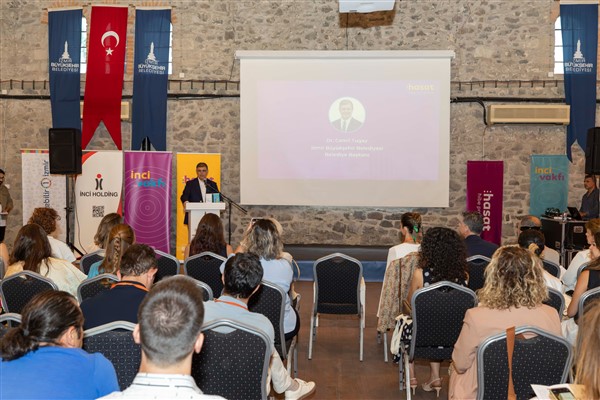 Başkan Tugay, Hasat Hibe Programı’nın finaline katıldı<