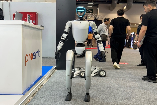 WIN EURASIA'da ''insansı robotlar'' tanıtıldı<
