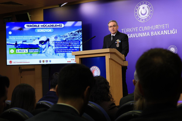 MSB: 5 terörist teslim oldu, 146 kişi sınırda yakalandı