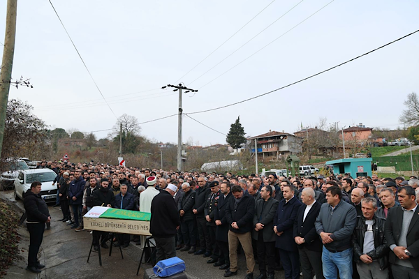 Vali Aktaş, Muhtar Yavaş’ın cenazesine katıldı<