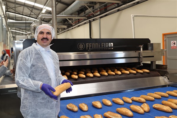 Başkan Altay ''Fenni Fırın'' fabrikasının açılışını gerçekleştirdi<