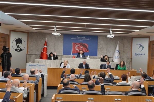 Beylikdüzü Belediyesi Mayıs ayı Meclis Toplantısı, Çebi başkanlığında düzenlendi 