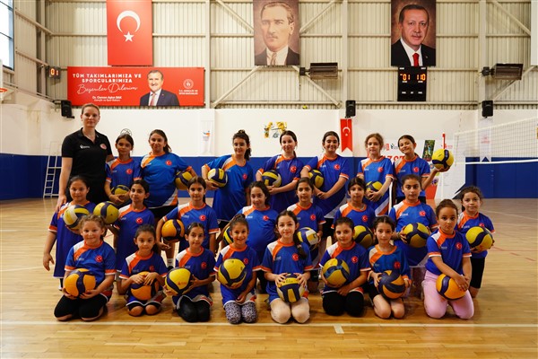 Esenler Belediyesi Yaz Spor Okulları başlıyor<