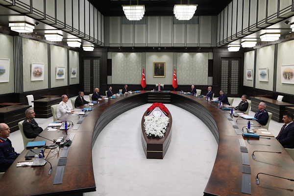 Cumhurbaşkanı Erdoğan başkanlığında Yüksek Askeri Şura toplandı
