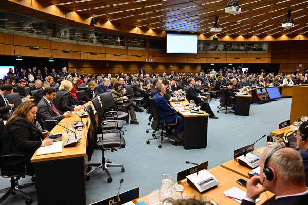 Çin: Askeri operasyonlar derhal durdurulmalı<