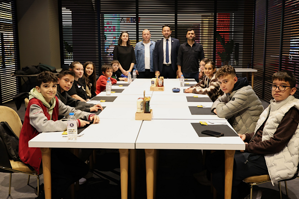 Osmangazi'den Dijiders öğrencilerine ödül<