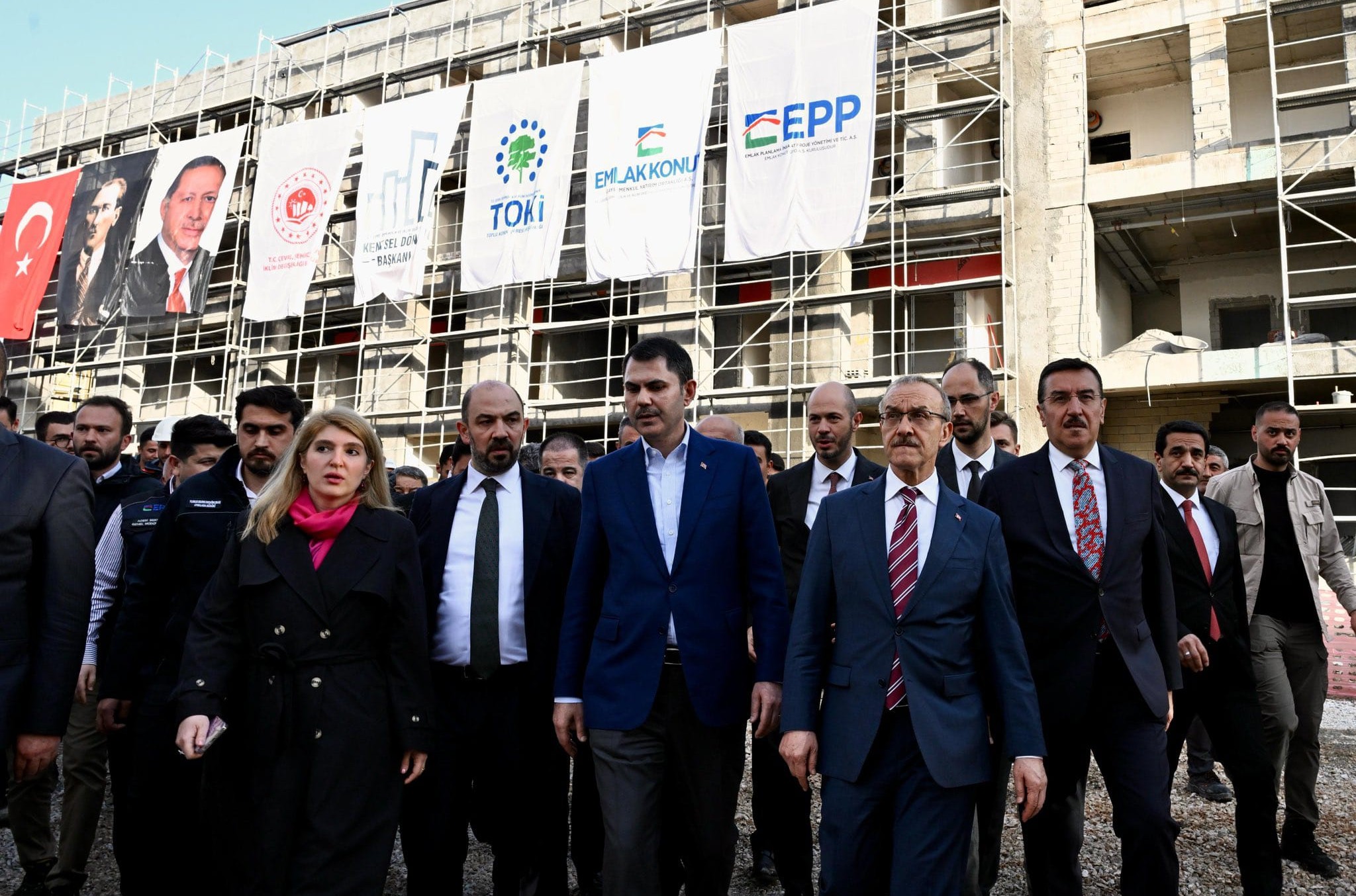 Bakan Kurum, Malatya'da incelemelerde bulundu<