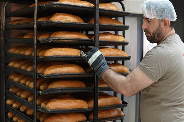 Kestel’de ihtiyaç sahiplerine ücretsiz ekmek desteği<