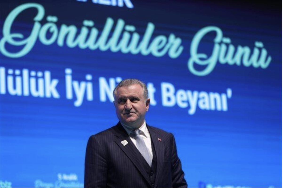 Bakan Bak, Sosyal ve Gençlik Politikaları Kurulu ile görüştü