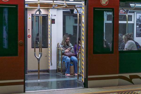 İzmir Metrosu’nda kesintisiz iletişim dönemi başladı<