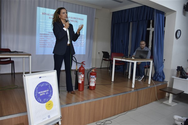 Karacabey Belediyesi’nden öğrencilere “Yangın Eğitimi”<