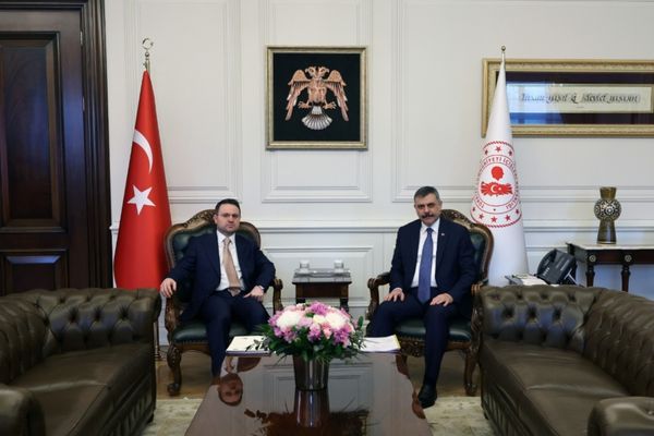 Bakan Çiftçi, Adalet Bakanı Gürlek’i bakanlıkta ağırladı<