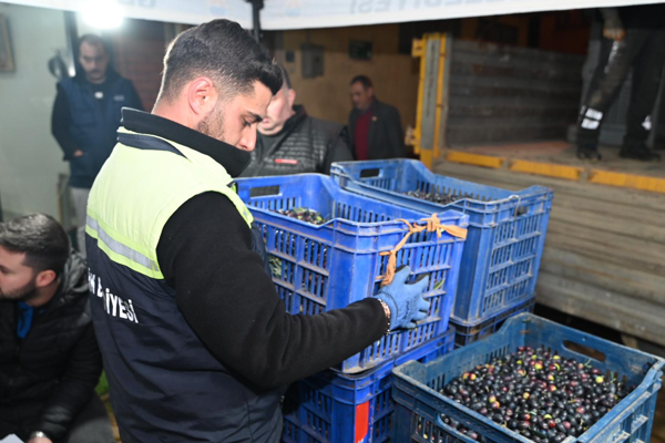 Başkan Deviren: Çiftçilerimizin yanında olmaya devam ediyoruz