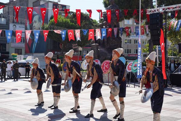 Orhangazi’nin kurtuluşunun 104. yıl dönümü kutlandı<