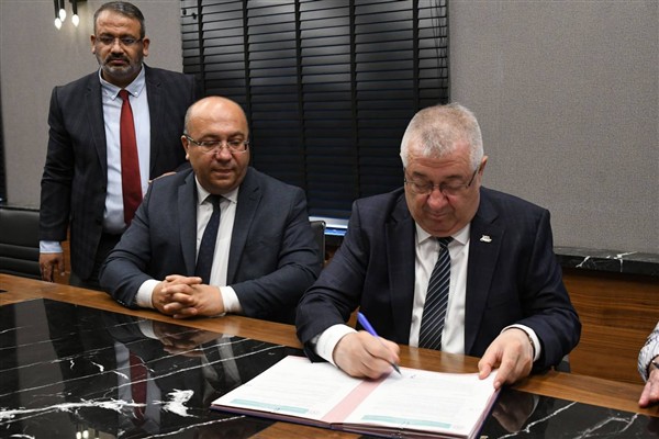 Edremit’te sağlık ocakları için protokol imzalandı<
