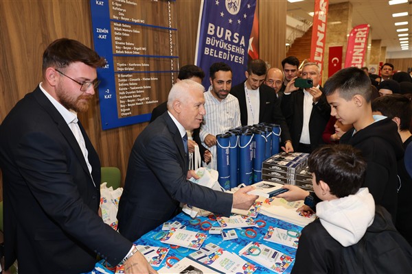 'Cumhuriyet demek' kampanyası sürdürülüyor<