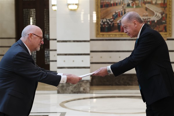 Cumhurbaşkanı Erdoğan, büyükelçilerin güven mektuplarını kabul etti<