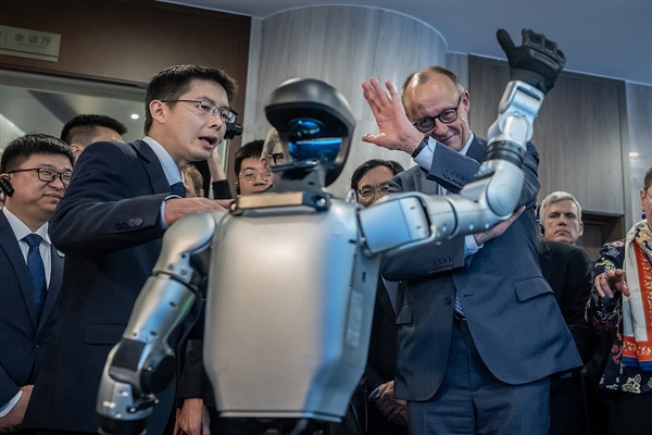 Almanya Başbakanı Merz, Hangzhou merkezli Unitree Robotics şirketini ziyaret etti<